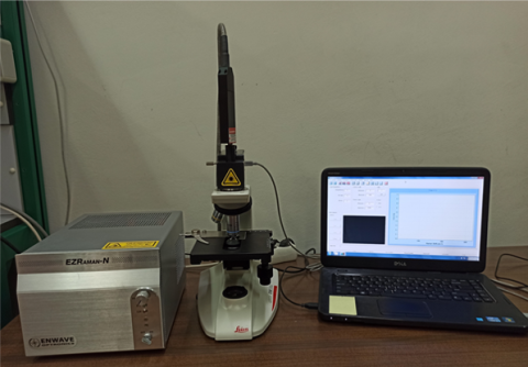 Portable Raman confocal EZRAman-N NWAVE Optronics.