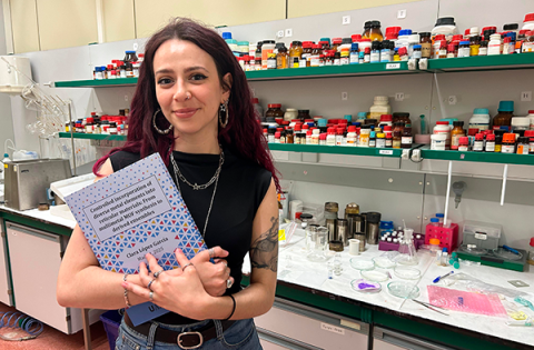 Clara López at her lab