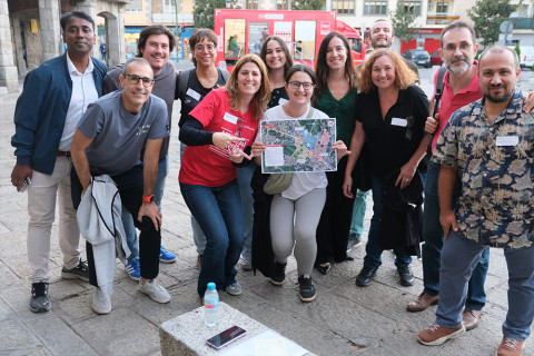 Foto de grupo durante el juego