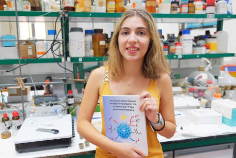 Tesis Angela MAtarin