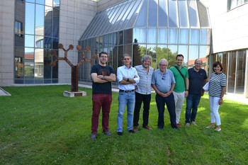 Professor Christoph Gerber visits ICMM to meet Ricardo García and José Ángel Martín Gago
