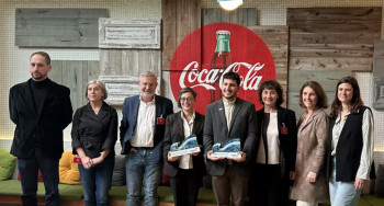 Puerto Morales y Álvaro Gallo, en la entrega de premios de CocaCola