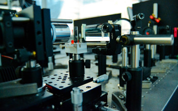 láseres en el laboratorio de Céfe López