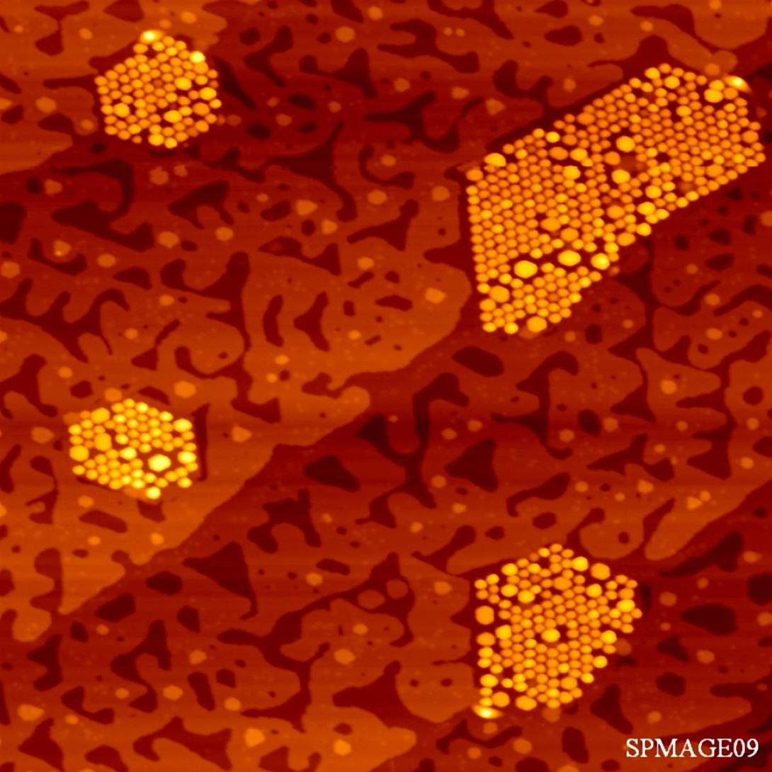 ‘Clusters’ de Platino sobre Grafeno