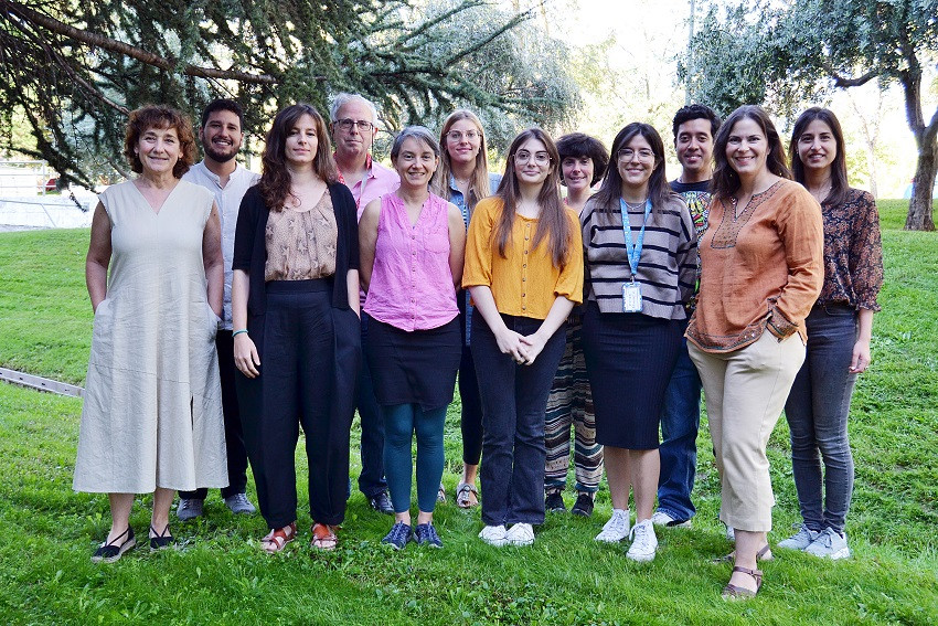 The Materials for Medicine and Biotechnology Group (MaMBIO) 